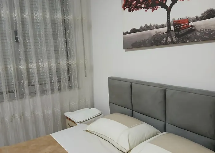 Astir Apartament *